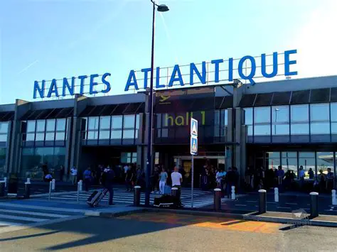 Tout savoir sur l'Aéroport de Nantes Atlantique : Guide Complet et Actualités