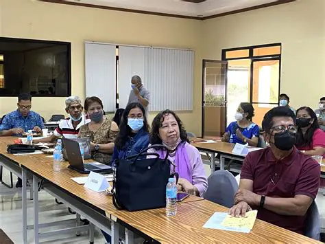 Ang Pagpapalakas ng Industriya