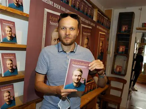 Arjen Lubach's US Adventure: A Dutch Comedian's Take on American Culture