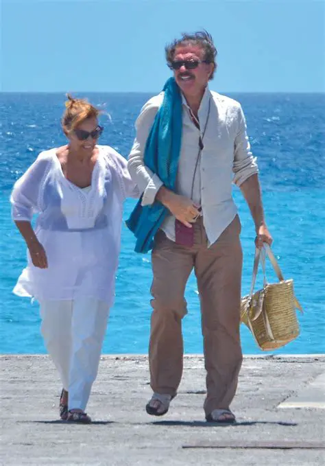 Bigote Arrocet: Trayectoria, Humor y Vida de un Icono Mediático Hispano