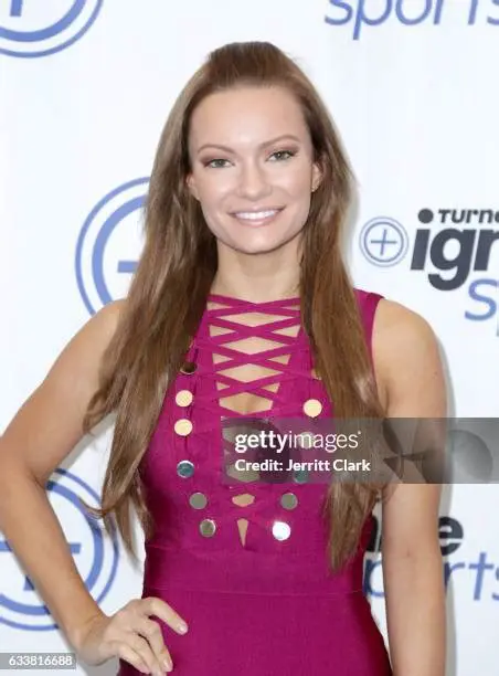 Caitlin O'Connor: Una Mirada Profunda a la Ascendente Estrella del Entretenimiento