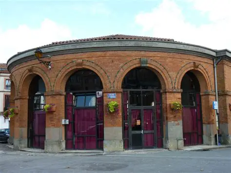 Cholet : Au Cœur de l'Anjou, entre Histoire, Innovation et Dynamisme Urbain