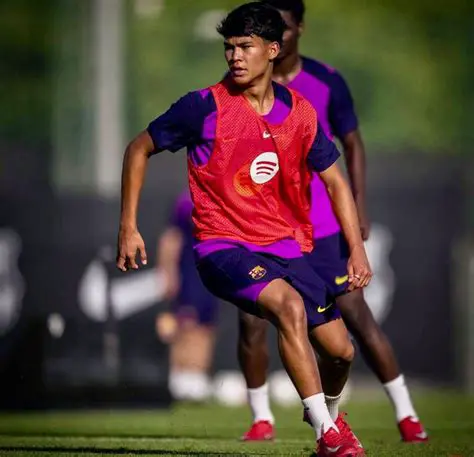 Dro Fernández: Pionier Kultury i Niewyczerpany Inspirator