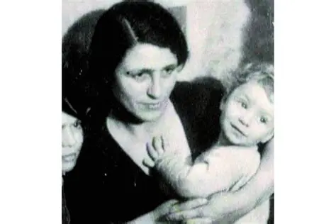 Early Life and Family Influences