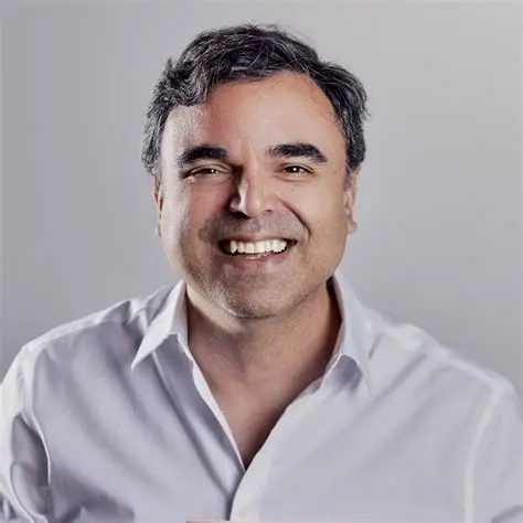 Emmanuel Haro: Un Líder Visionario Impulsando el Cambio en la Era Digital