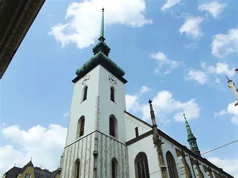 Fabian Güstrow: Zpráva o zmizení a hledání mladého muže v Brně