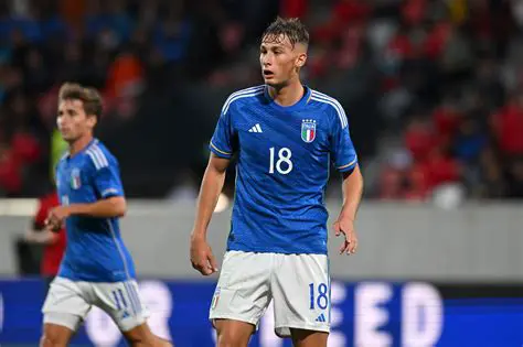 Francesco Pio Esposito: Italy's Youngest Serie A Debutant Makes History