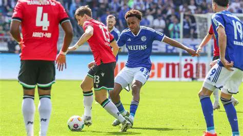 Hannover 96 gegen Schalke 04: Das Ewige Duell der Traditionsvereine