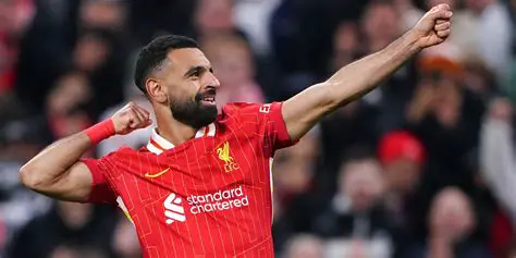 حاتم صلاح: أسطورة في عالم كرة القدم العربية