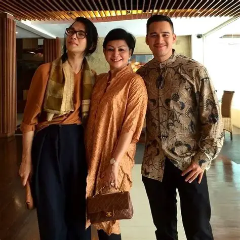 The Transformation of Ikabar Oscar Lawalata: From Fashion Designer to Transgender Advocate