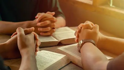 Iluminan la importancia de la fe y la caridad