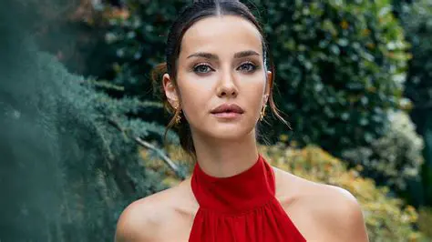 İrem Helvacıoğlu: From Rising Star to Leading Actress – A Comprehensive Look