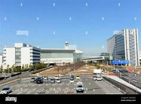 伊丹空港（大阪国際空港）のすべて：アクセス、フライト、観光情報