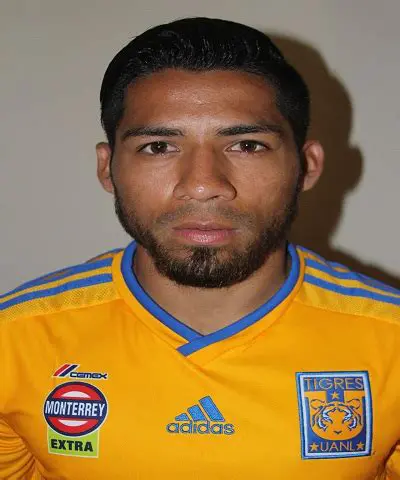 Javier Aquino: El Ícono del Fútbol Mexicano y su Trayectoria Estelar