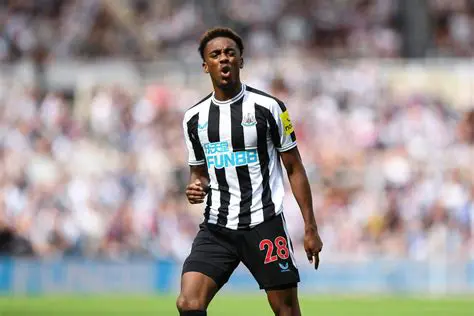 Joe Willock: The Midfield Dynamo's Journey from Arsenal to Newcastle United