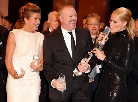 Judith Rakers: Die vielseitige Karriere einer deutschen Fernsehikone