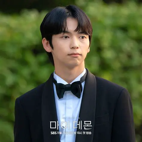 김태훈, 그의 연기 인생과 스크린을 압도하는 카리스마