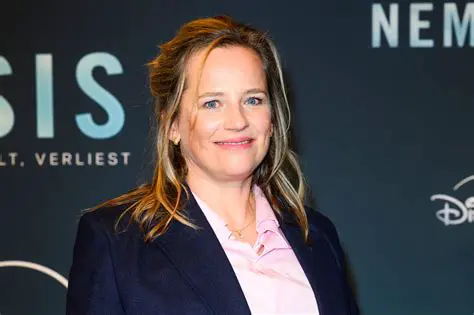 Lies Visschedijk: Een Blik op Haar Carrière en Veelzijdige Talent