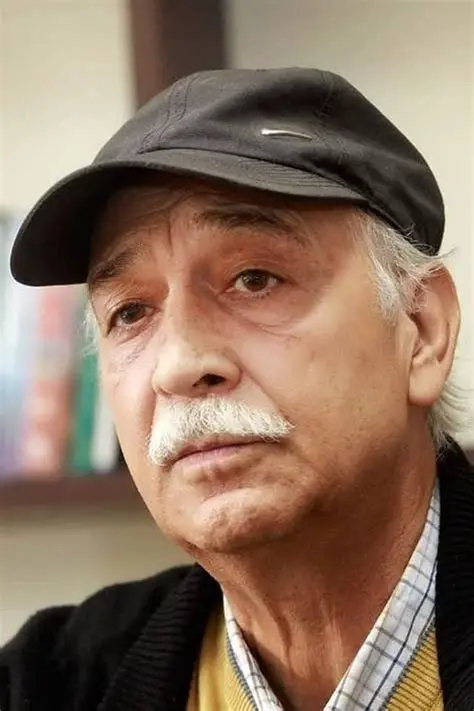 Mahmoud Pakniat: A Look at the Life and Career of a Celebrated Iranian Actor