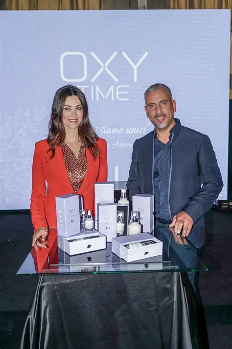 Manuela Arcuri: Tra Fascinosa Bellezza e Talento Duraturo nel Panorama Italiano