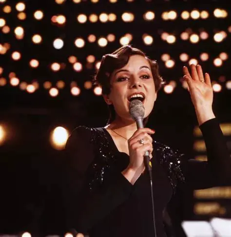 Marianne Rosenberg: Die unvergängliche Ikone der deutschen Popmusik – Von Schlagerstar zur stilistischen Avantgarde