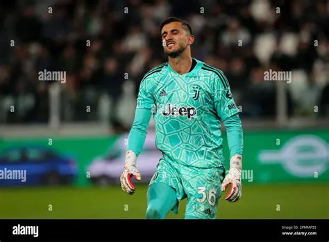 Mattia Perin: A Decade of Dedication Between the Posts in Italian Football