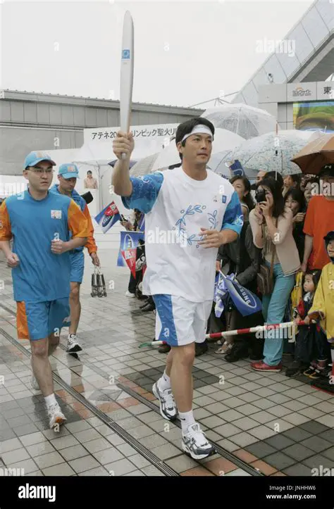 長嶋一茂：球界のDNAを受け継ぎ、異才を放つマルチタレントの軌跡