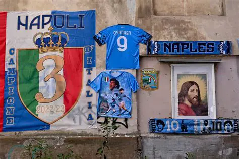 Napoli: Un Viaje Profundo al Corazón Histórico y Futbolístico del Sur de Italia