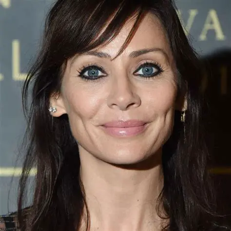Natalie Imbruglia Acoustic: Unplugging the Heart of Her Enduring Melodies