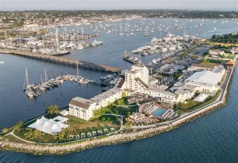 Navigating September's Charm: What is the Weather Like in Newport, Rhode Island?