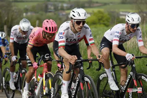 Ooscar Sconlysc's Tour de France Debut: A Star Forged in the Grand Boucle