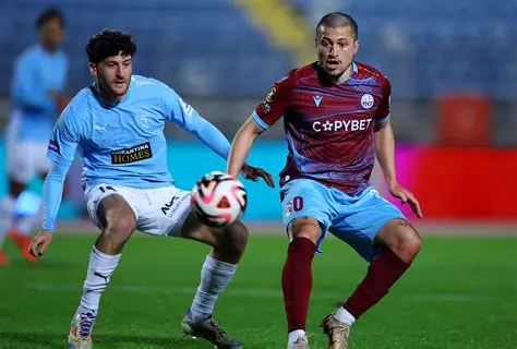 Pafos FC: Ngome Inayoibukia ya Soka ya Cyprus na Matarajio Yake ya Baadaye