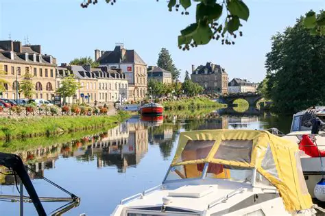 Pontivy : Découvrez le Charme Méconnu de la Bretagne Sud