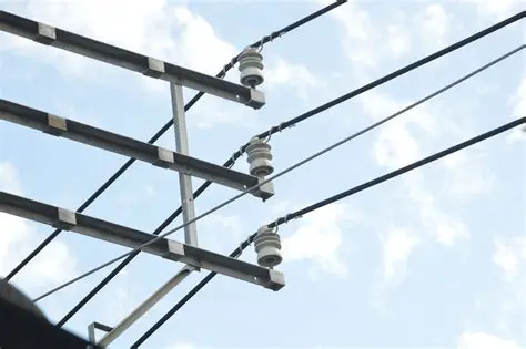 Preguntas Frecuentes sobre Postes de Electricidad con Tensores