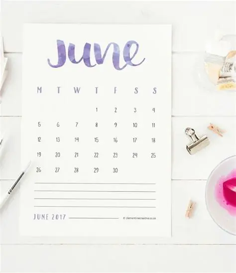 Printable desktop calendars