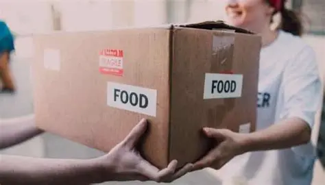 Receiving and storing food