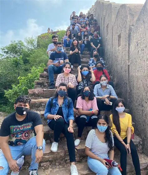 Recess as a Bridge Between the People and Its Representatives