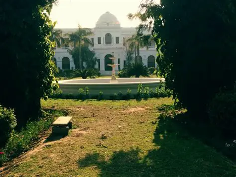 Unraveling the Mystery: Saif Ali Khan's Alleged Qatar Property and Its Potential Valuation