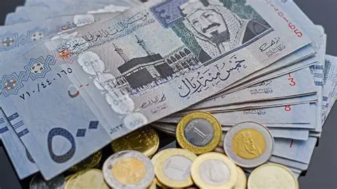 الريال السعودي: ركيزة الاقتصاد الوطني وتاريخ عريق لعملة مستقرة