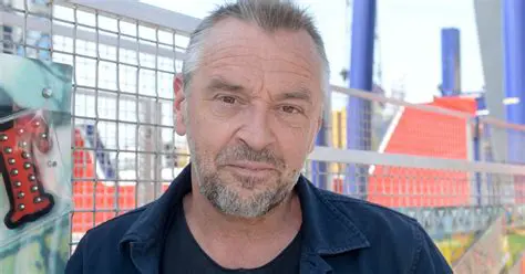 Tom Waes: De Belgische Duizendpoot in de Spotlight