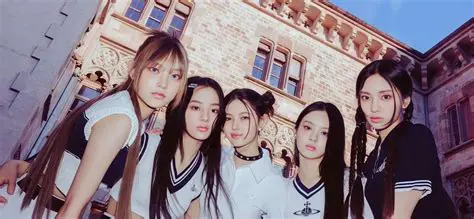 TWICE嘅世界：K-Pop 嘅九位甜心嘅成功之路