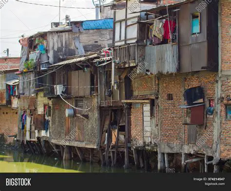 Understanding Slums in Medan Municipality