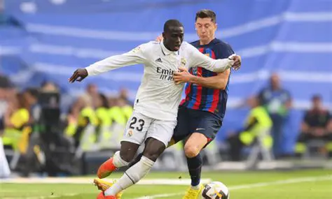 Вильярреал: Желтая подводная лодка, покорившая Испанию и Европу