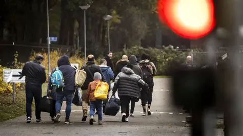 De Vluchtelingencrisis in Nederland 2015: Een Cruciaal Jaar van Verandering en Uitdagingen
