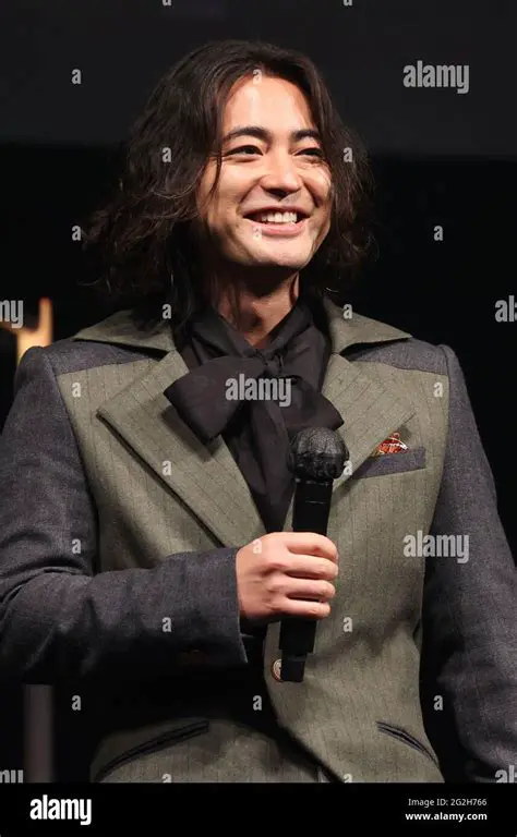 山田孝之：変幻自在の演技で日本映画界を牽引する唯一無二の俳優