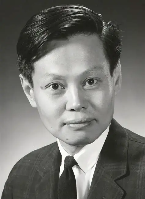 楊振寧：量子力學的巨擘與中國科學的啟蒙者